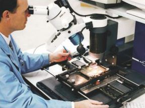 Figure 2. Automated hot air component removal.